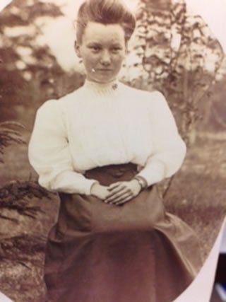 Anna "Gussie" Augusta Kronbeck